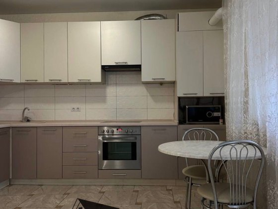 1 к кв з а/о новобудова велика площа Суми