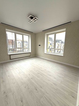 Дуже класнна пропозиція в комплекс ЖК Молодість з ліфтом та балконом! - фото 1