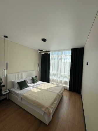 1к з дизайнерським ремонтом,газ,гардероб,престижний ЖК,поруч набережна - фото 1