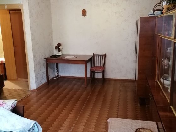 1 кімн. 2 пов, не кутова Вул Юрія Камінського біля Соцмісто, Дзержинка Кривой Рог