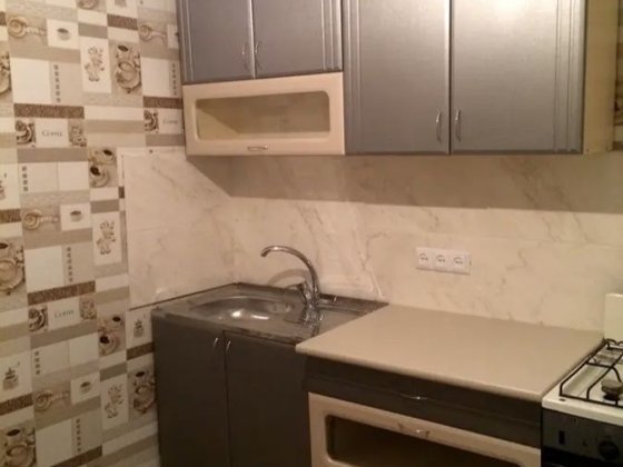 1-кімн на Г. Крут 3/10 поверх Можна єВідновлення Сумы