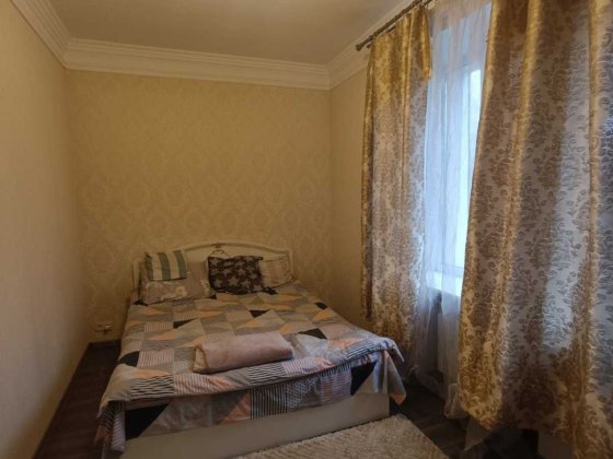 Продаю сталінку на Гагаріна (98 квартал) Кривой Рог