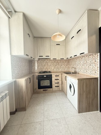 Продам однокімнатну квартиру з ремонтом - фото 1