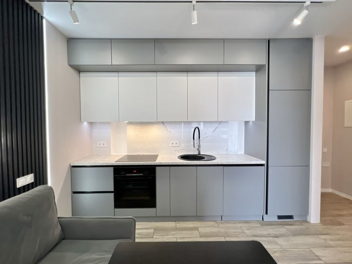 Продам 2-кімн квартиру з ремонтом! Центральний парк - фото 1