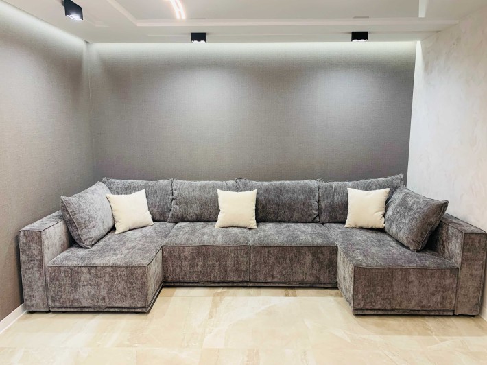 Продається простора 3-кімнатна квартира у новобудові - фото 1