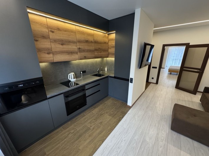 ‼️ Сучасний ремонт. Центр міста. Індивідуальне опанення. Цегла - фото 1