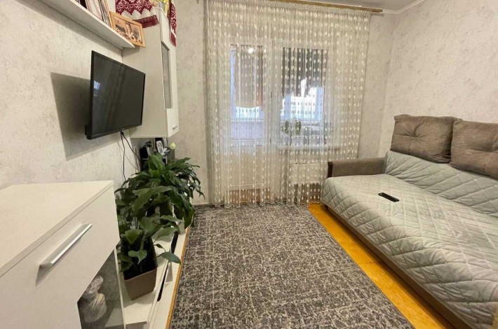 ТЕРМІНОВИЙ ПРОДАЖ 5 кім. квартири  м-н Північний - фото 1