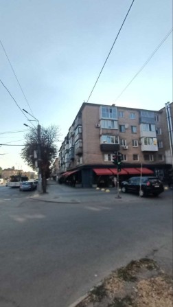 Продам 2 кімнатну квартиру по Володимира Великого - фото 1