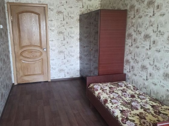 Продам трёхкомнатную квартиру на автовокзале Кривой Рог