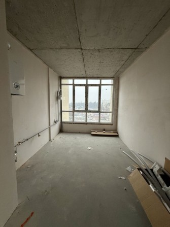 Квартира навпроти парку! Всі комунікаціі працюють! Є підземний паркінг - фото 1