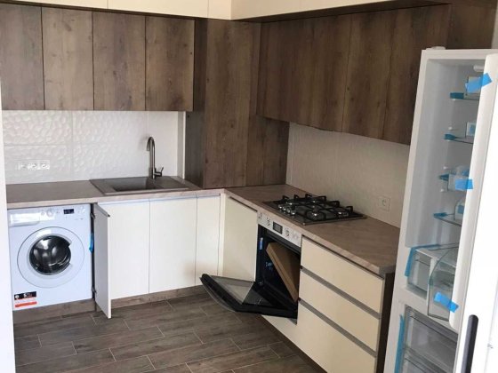 Продаж квартири 91 кв.м., вул. Лабунського 14 (р-н Макарова, Екватор) Ровно