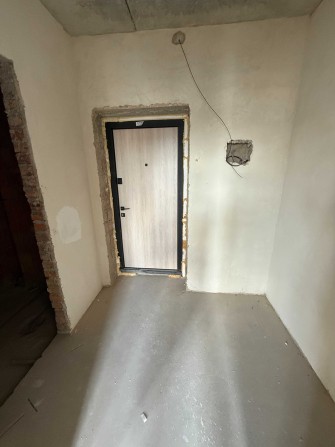 Студія в готовому будинку Оформлення Мінімальне - фото 1