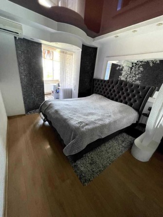 Трикімнатна на Садах-1 на 8-му пов. 66 кв/м з євроремонтом І КОД 43835 - фото 1