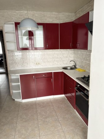 •	1-кімнатна з автономним опаленням і ремонтом - фото 1