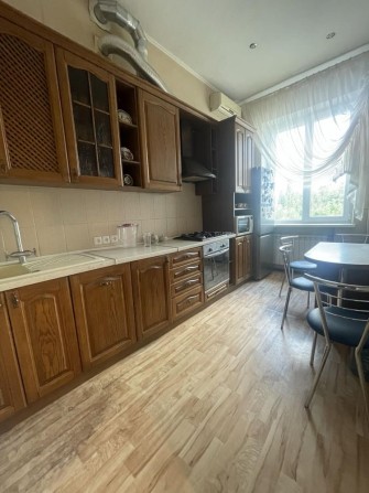 Продам 3х.ком.СТАЛИНКУ.проспект Университетский,96 квартал - фото 1