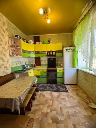 Продам Трехкомнатную квартиру на Югоке. - фото 1