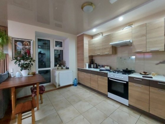 Продаж 1 кім квартири цегла  індив.опалення Тернопіль