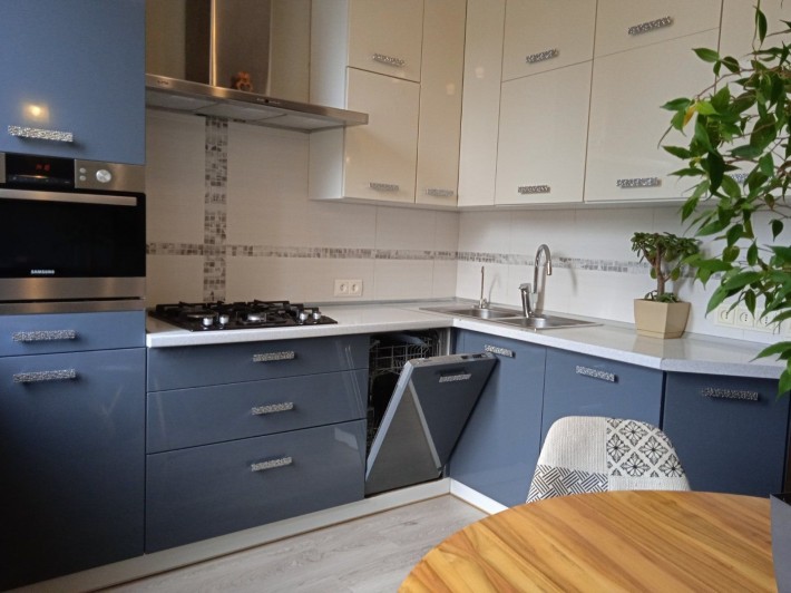 Продам квартиру .( від власника) - фото 1