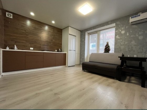 Квартира в центрі з зарядкою для електромобіля та паркінгом. Суми