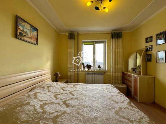 Продаж 3-х кімнатної квартири, Покровський район, вулиця Світальського Кривий Ріг