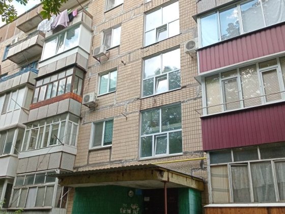 Продам 1 к.квартиру на Даманском Кривий Ріг