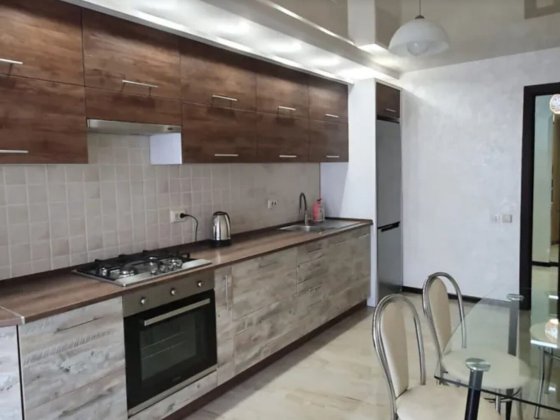 Продаж 1к квартири 42.2 кв. м на просп. Злуки Тернопіль