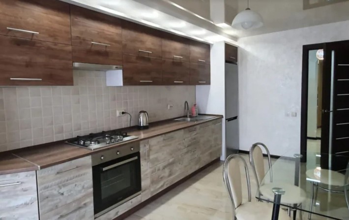 Продаж 1к квартири 42.2 кв. м на просп. Злуки - фото 1