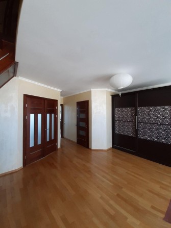 Двохрівнева квартира в центрі міста - фото 1