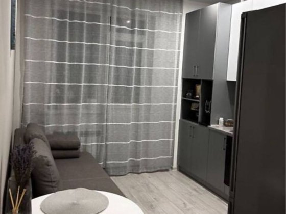 1 кімнатна в Новобудові.  Євроремонт, середній поверх Полтава