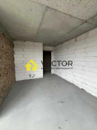 Однокімнатна у ЖК комфорт-класу, цегла, індив. опалення. Переуступка! - фото 1