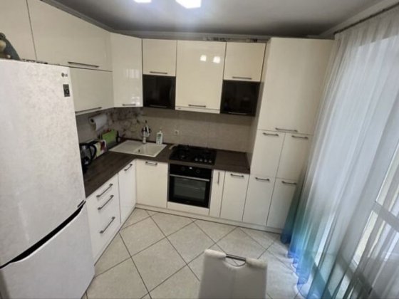 ПРОДАЖ 1 кім вул. Коновальця Тернопіль