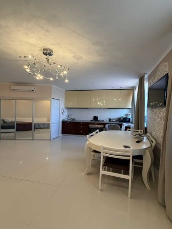 3к квартира 78м2, новобудова, тепловий лічильник, Центр - фото 1