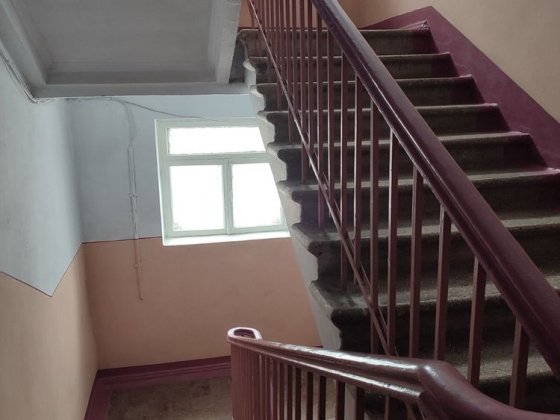 Центр. Продам 2-х кімн. квартиру. Херсон