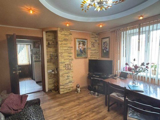 Продаж або обмін квартири. Центр. Є гараж. Є-відновлення. Полтава