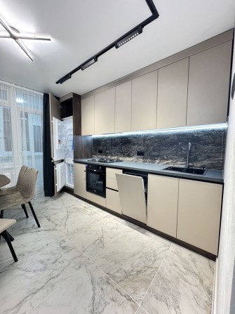 1 кімнатна квартира продаж вул Київська єр іо - фото 1