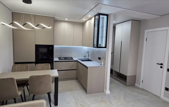 Продаж 2к квартири 54 кв. м на вул. Смакули - фото 1