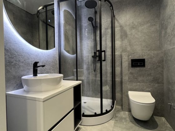 продаж 1- кімн новобудова здана з комуніккціями з ремонтом Чернівці