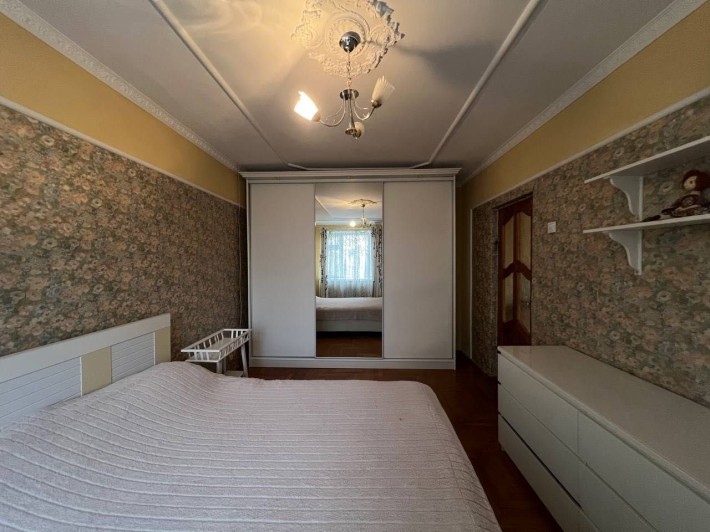 Продаж 3-кімнатної квартири в дуже хорошій локації м.Рівне! - фото 1