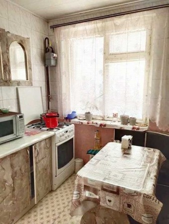 Продаж 3-кімнатної квартири  вул.Нижньосироватська - фото 1