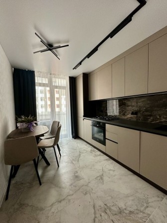 Прлдаж квартири вул. Смакули, новобудова - фото 1