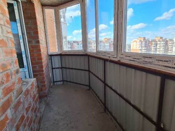 Продам 4-х кімнатну новобудову на Леваді Полтава