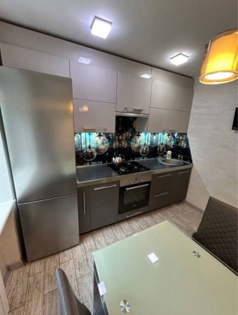 Терміново Продам 2 кімнатну вул. Героїв Майдану - фото 1