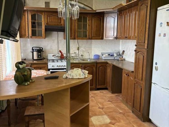 Продаж 3к кв. 100 м2. Євроремонт. Розділ. кім. вул. Соборності №18768 Полтава