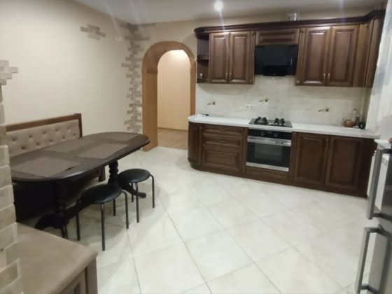 Продаж 3к квартири Заливна Суми