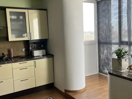 Продаж 3к квартири 100.2 кв. м на вул. Глиняна Тернопіль