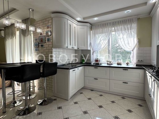 Сучасна 2 х кімнатна квартира. Центр міста Суми Суми