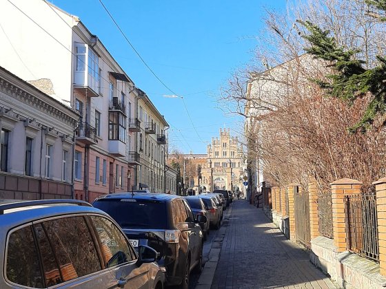 Продаж 2-х кімнатної квартири в центрі міста! Чернівці