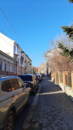 Продаж 2-х кімнатної квартири в центрі міста! - фото 1