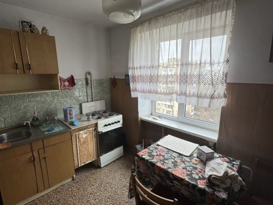 Продаж 1 к.Чешки в р-ні Жовтневого парку Черновцы