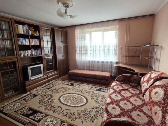 Продається 2-кімн Чешка Чернівці